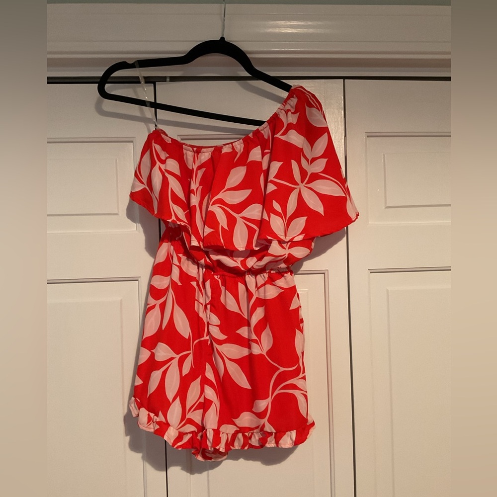Pink Lilly, size small, orange